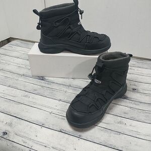 Keen Uneek SNK Chukka II WP Women's SZ 6 Black Casual Lifestyle Hiking Boots.